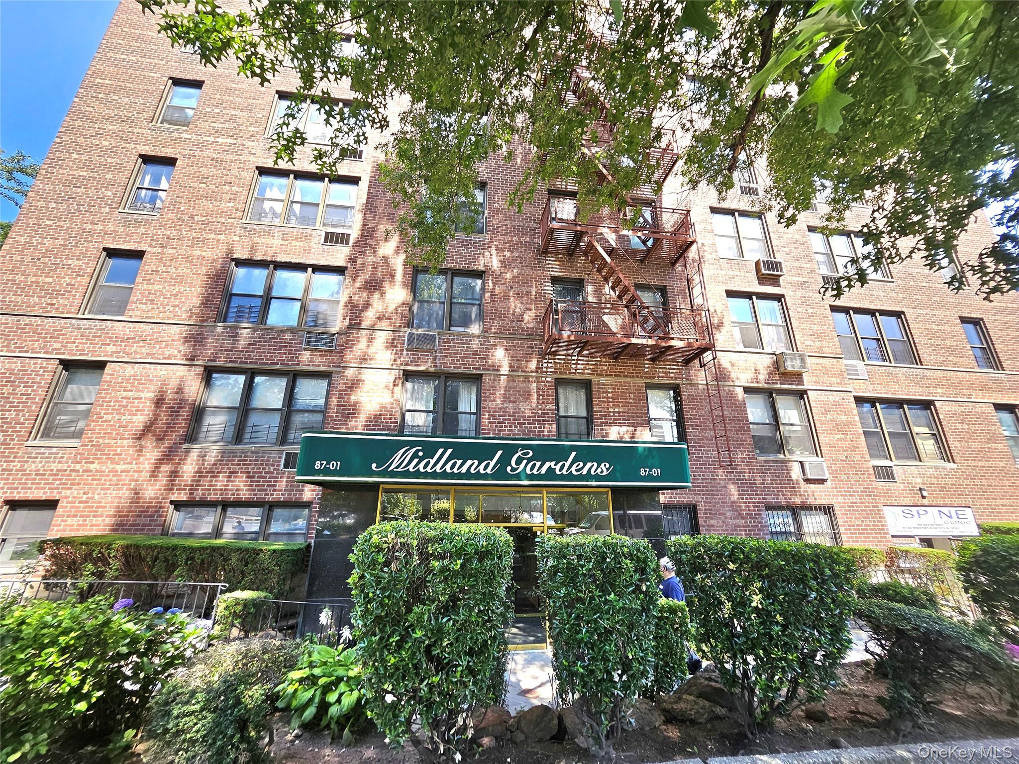 87-01 Midland Parkway Unit 7D, Jamaica Estates NY 11432