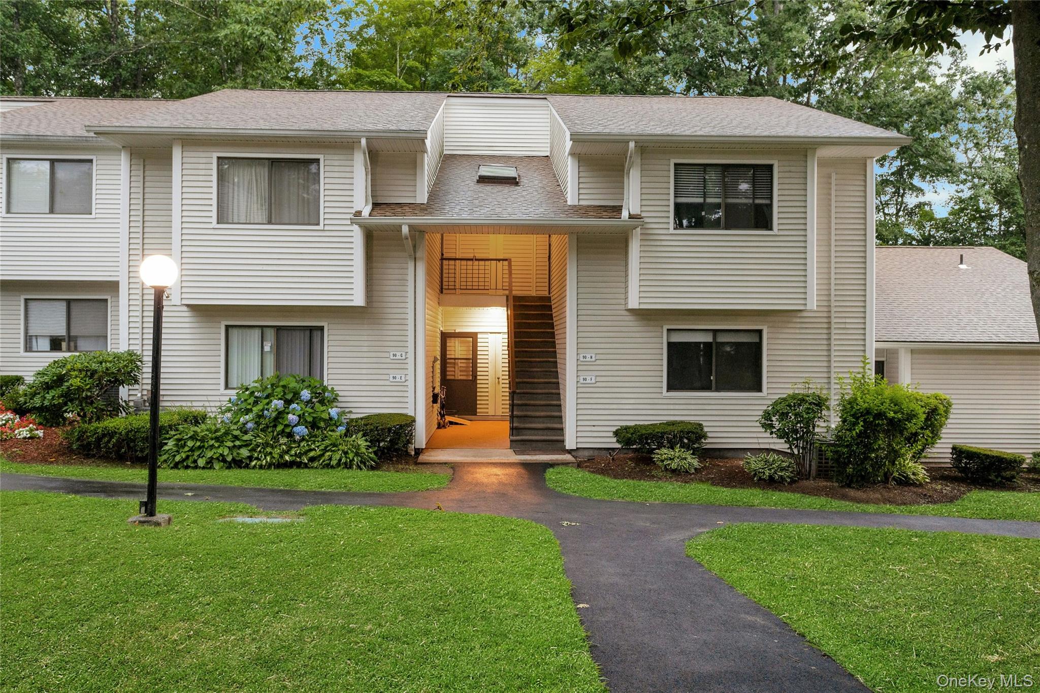 90 Molly Pitcher Lane Unit F, Yorktown Heights NY 10598