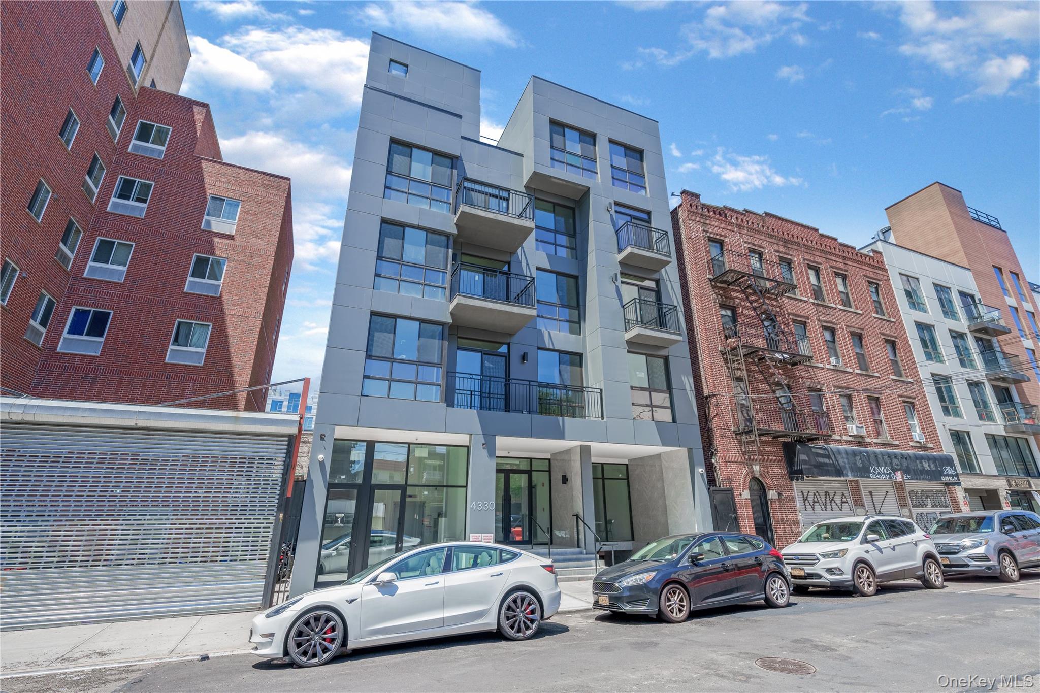 43-30 52nd Street Unit 2B, Woodside NY 11377