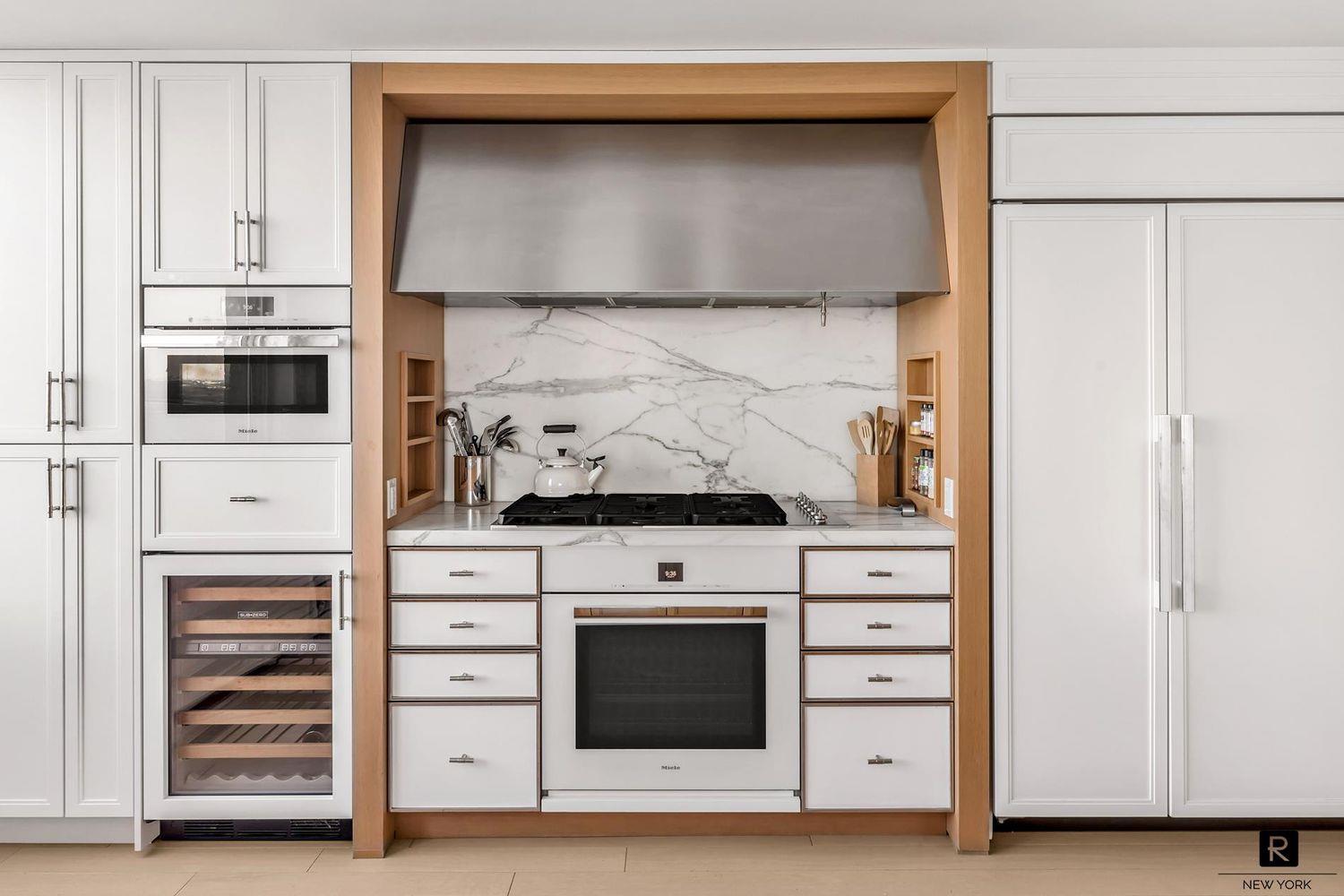 212 Warren Street Unit 17-C, Manhattan NY 10282