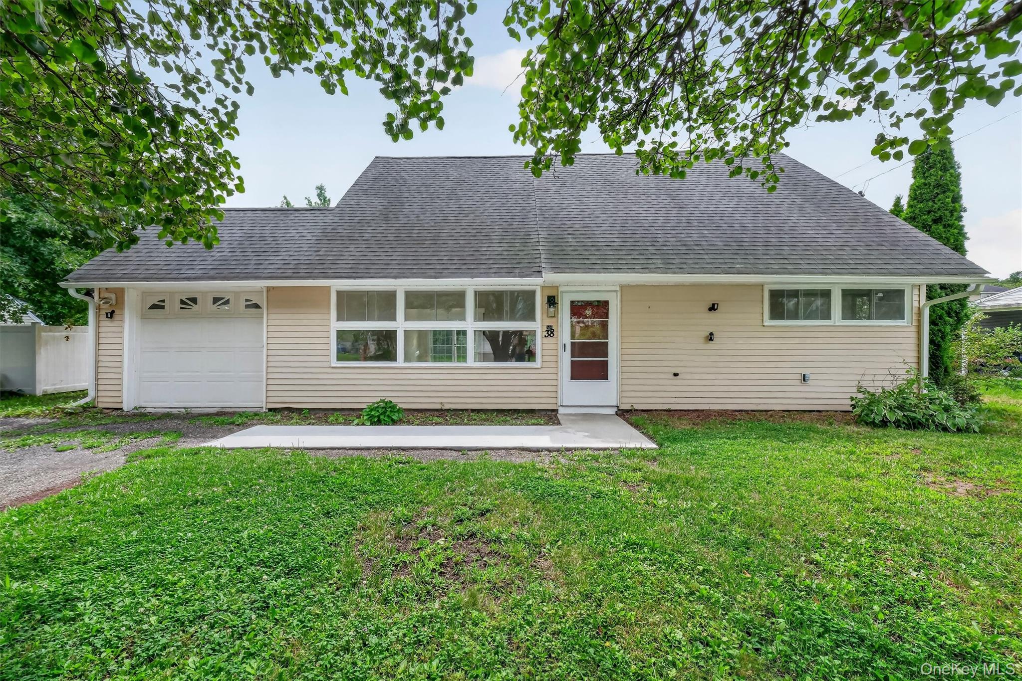 38 Indian Springs Lane, Kingston NY 12401