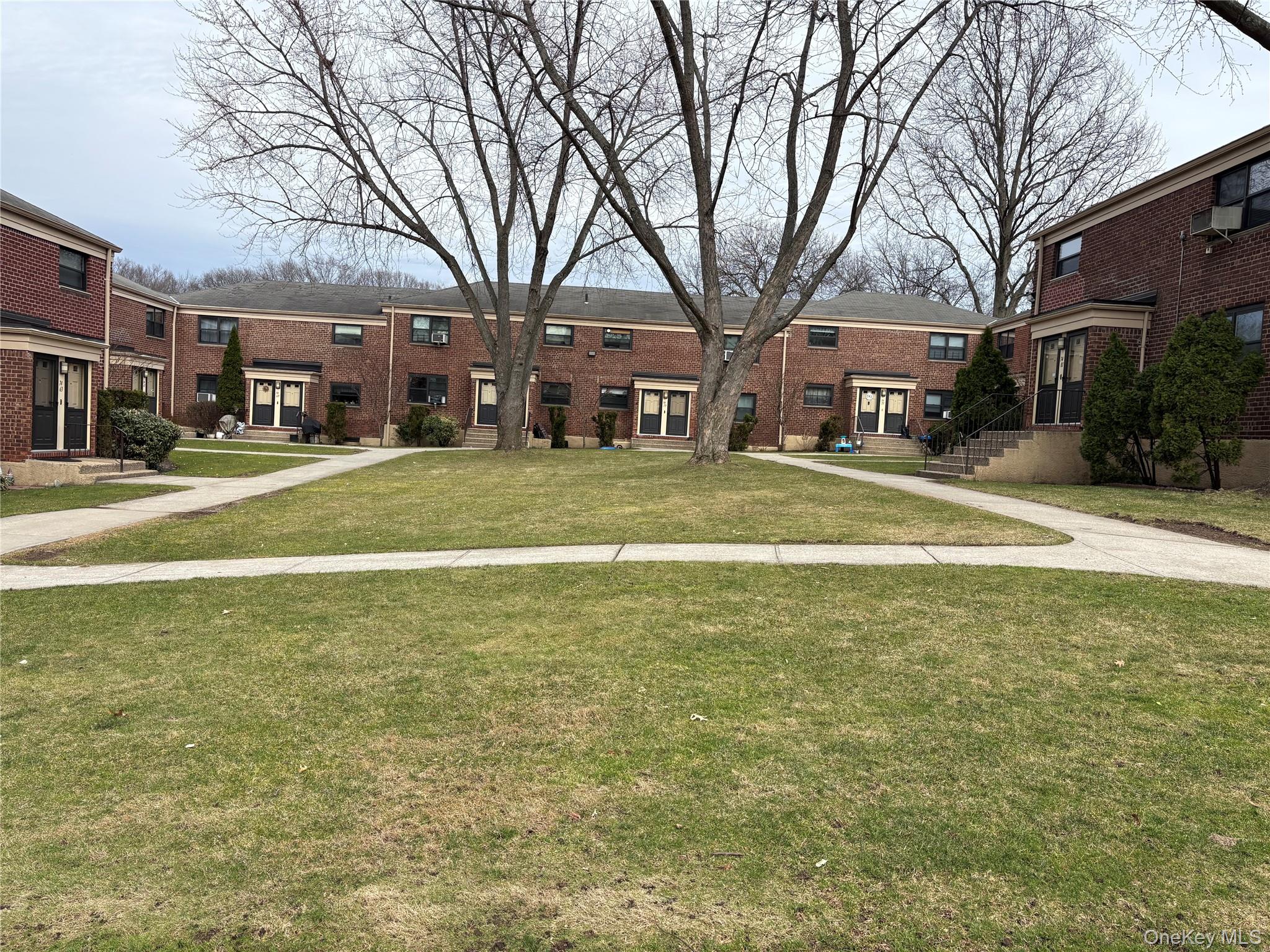 74-81 220th Street Unit 2, Bayside NY 11364