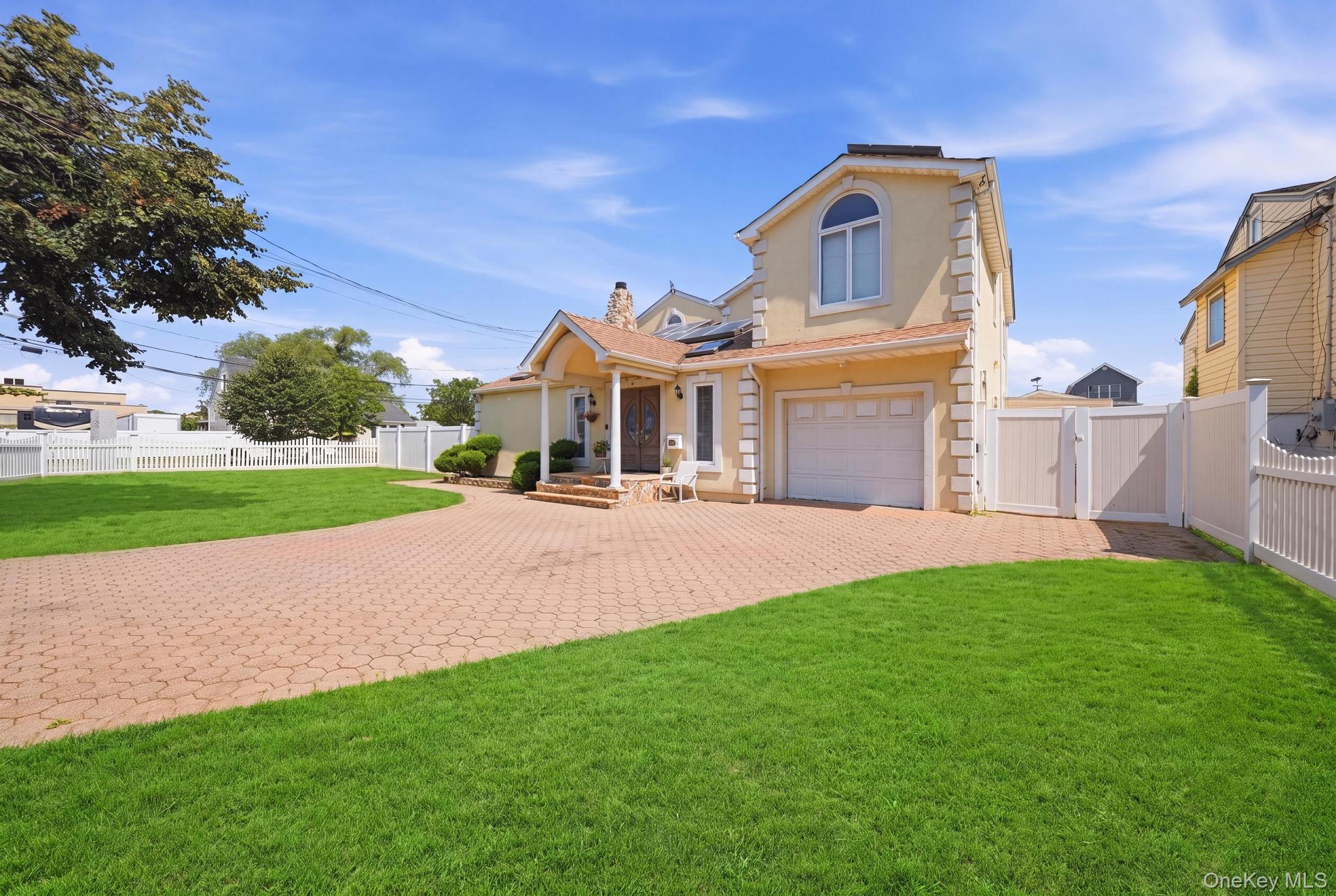 3 Marjorie Lane, East Rockaway NY 11518