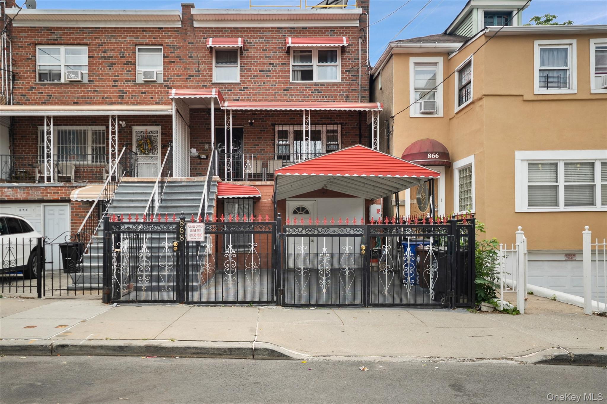 868 E 216th Street, Bronx NY 10467