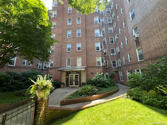 65-60 Wetherole Street Rego Park, NY 11374 Unit 5-J, Rego Park NY 11374