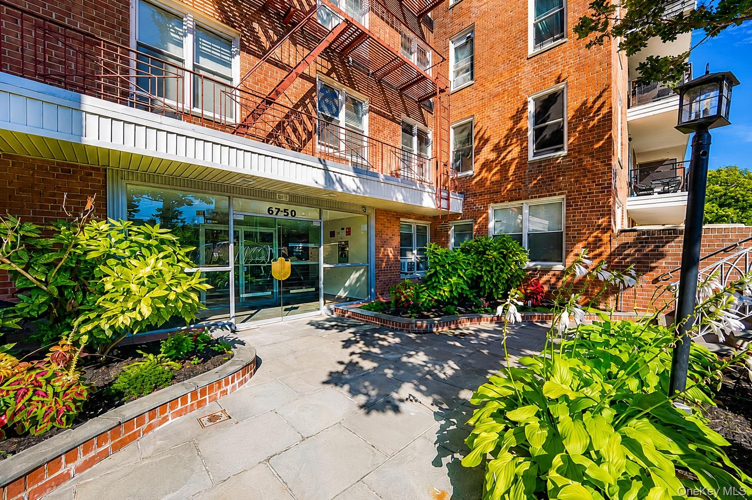 67-50 Thornton Place Unit 1D, Forest Hills NY 11375
