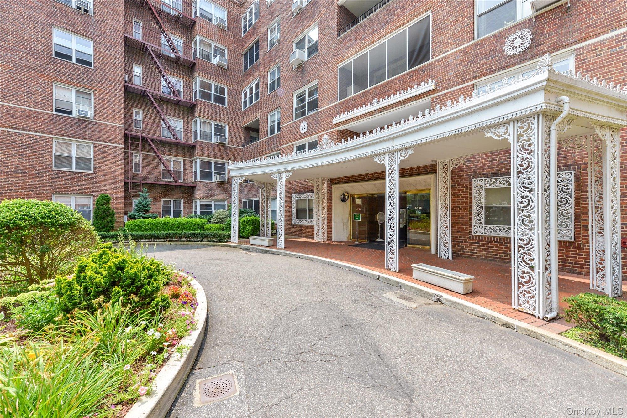 67-66 108th Street Unit #C61, Forest Hills NY 11375