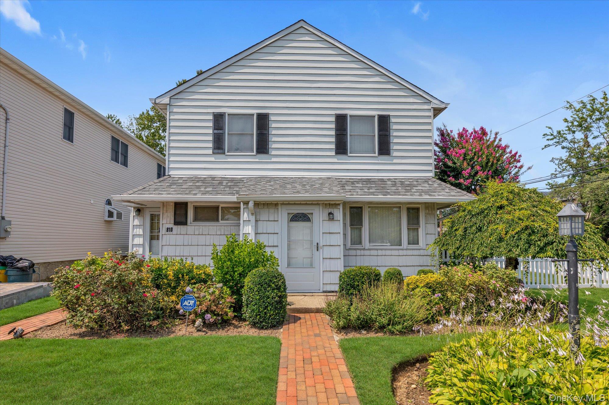 810 Ibsen Street, Woodmere NY 11598