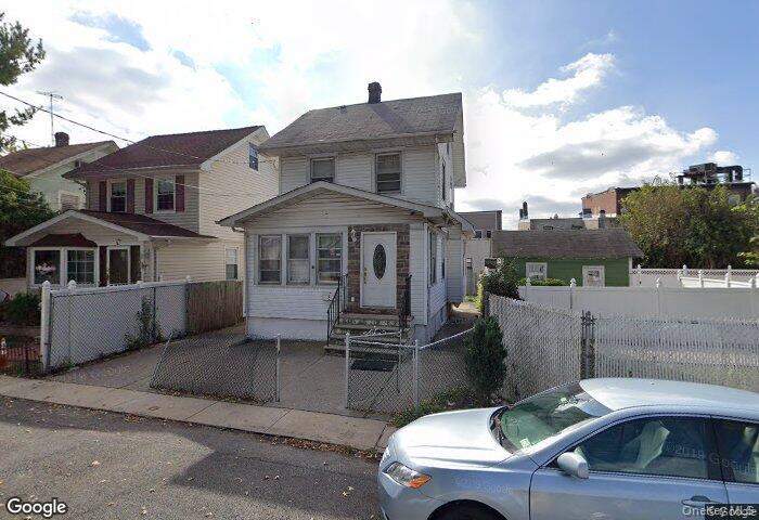 3 Taylor Court, Staten Island NY 10310