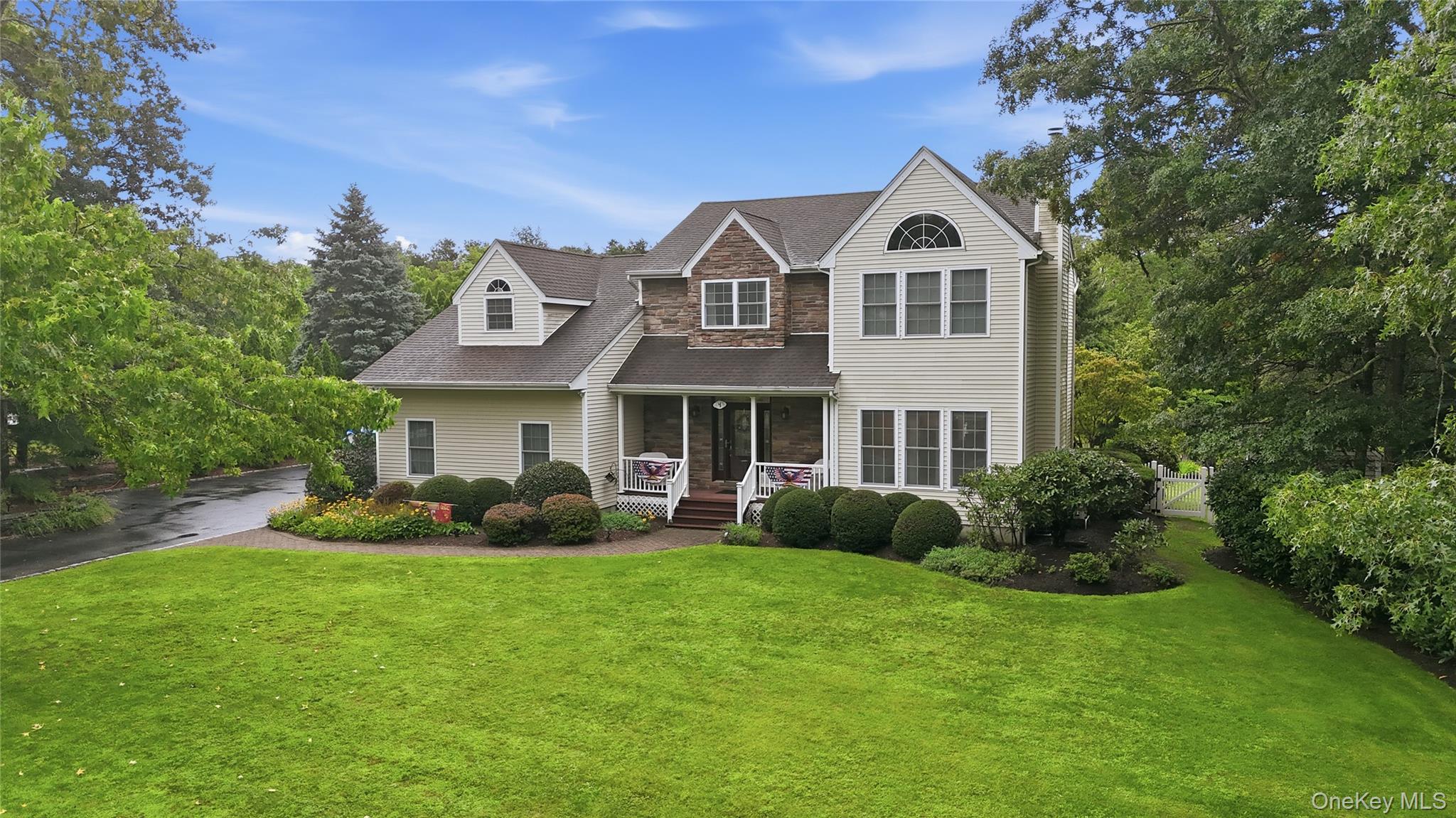4 Wood Hollow Drive, Westhampton NY 11977