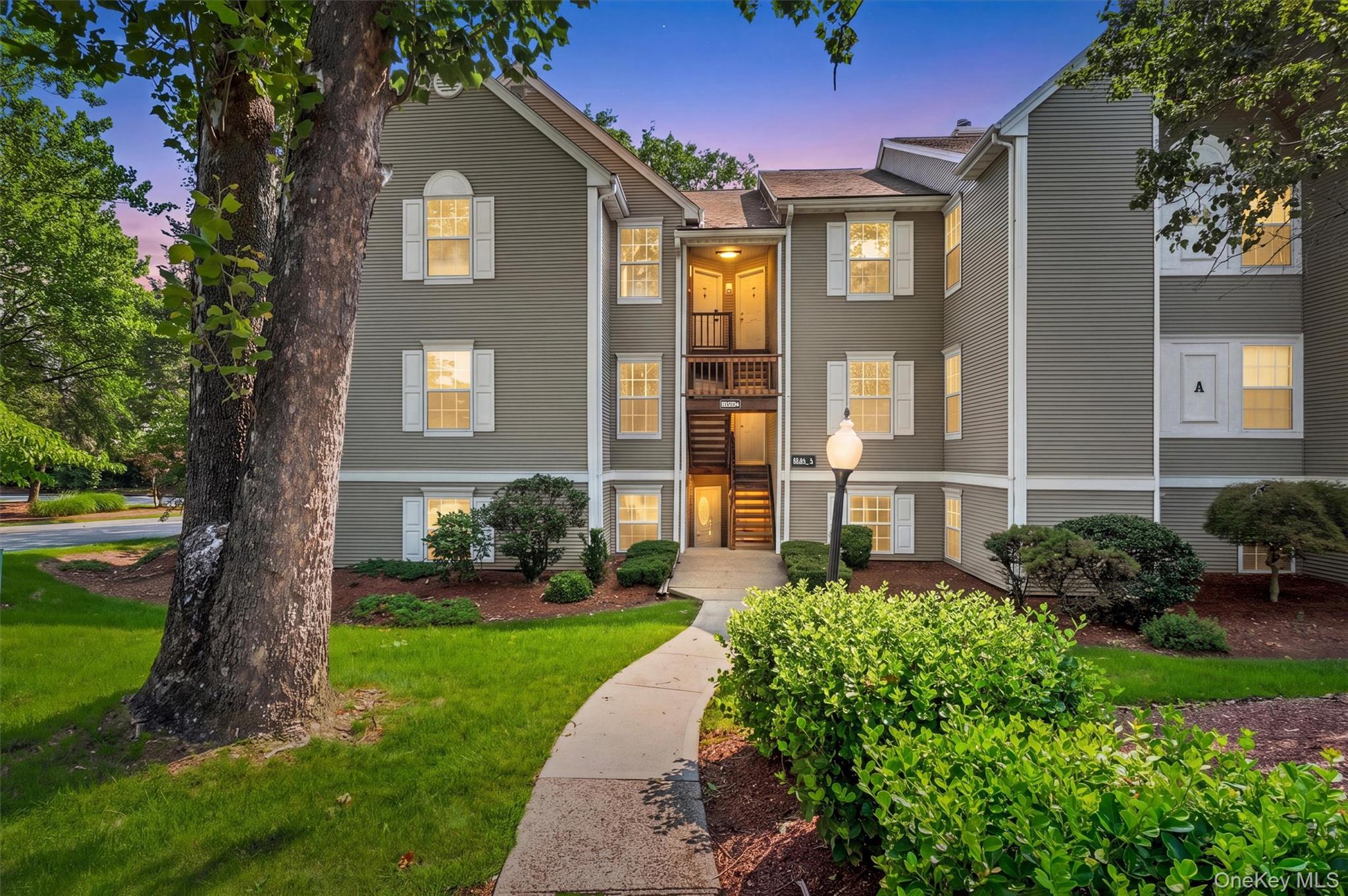 1002 Washington Green Unit AG2, New Windsor NY 12553