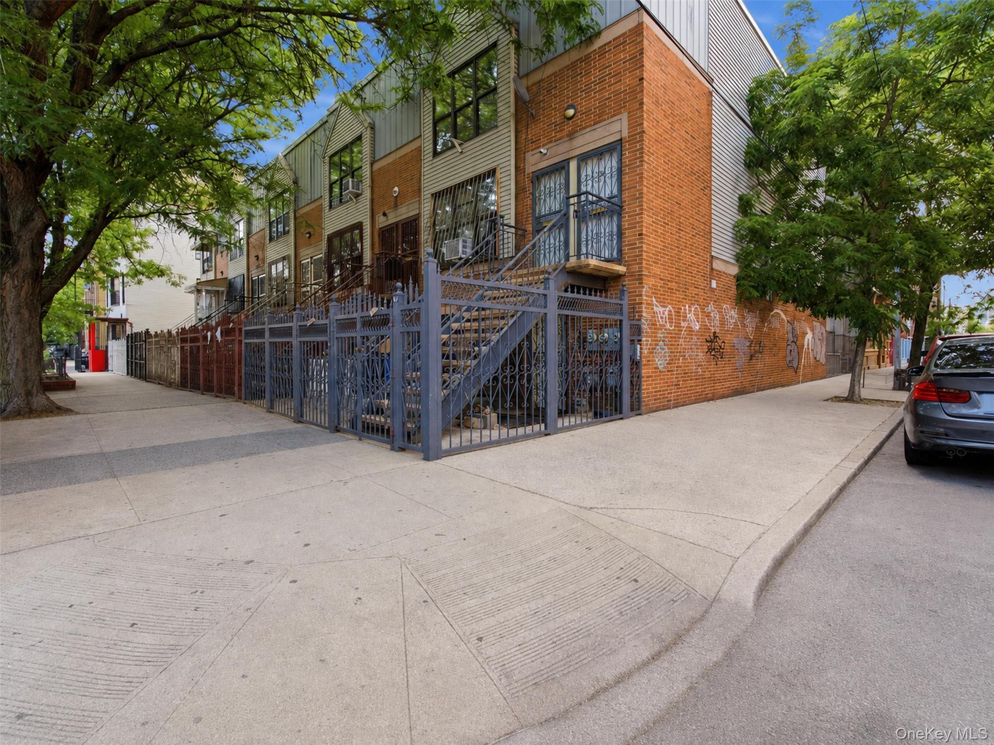 2000 Mapes Avenue, Bronx NY 10460