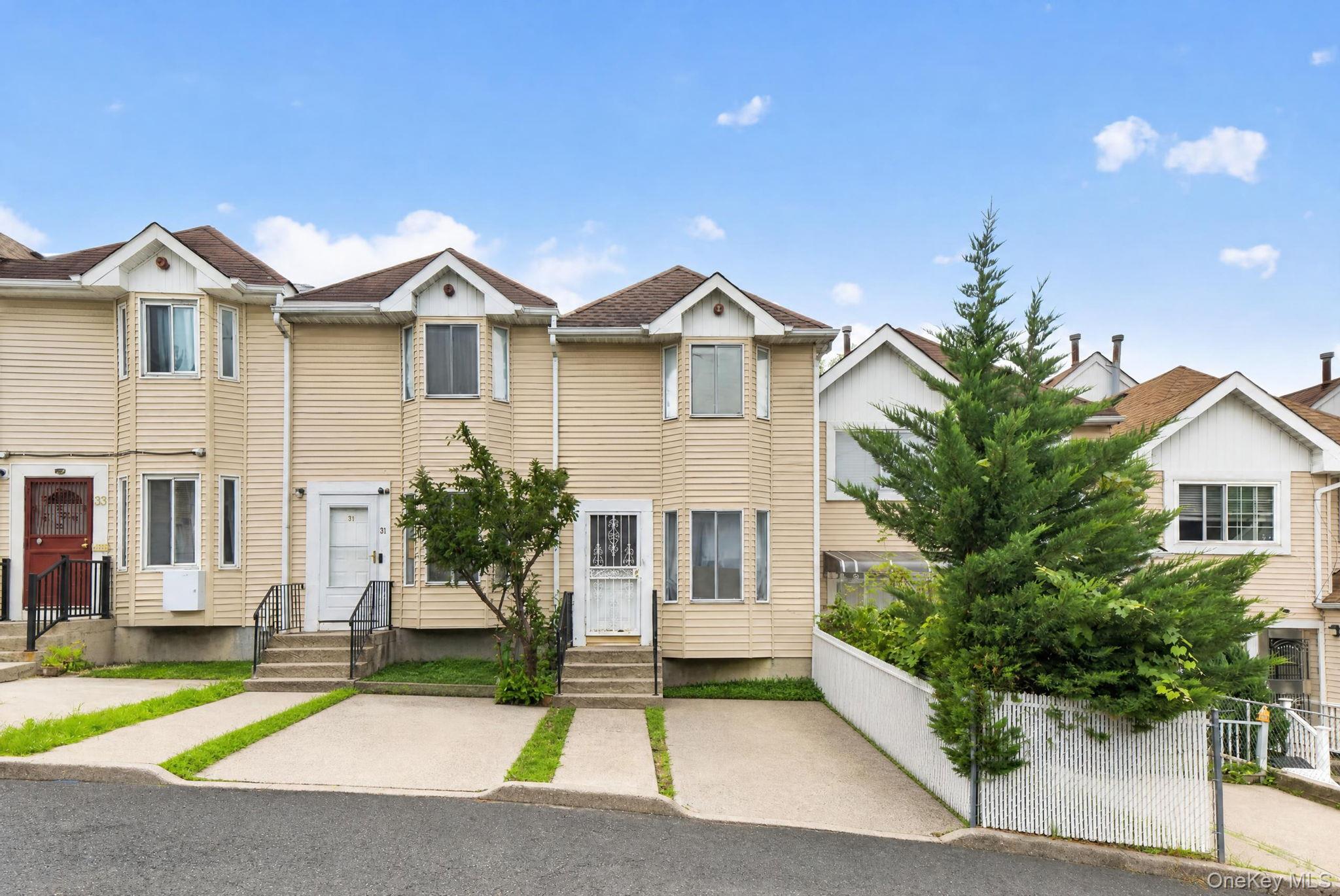 29 Tappen Court, Staten Island NY 10304