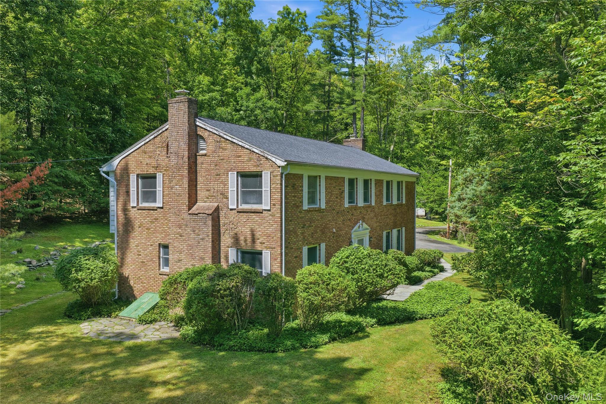 2320 Glasco Turnpike, Woodstock NY 12498