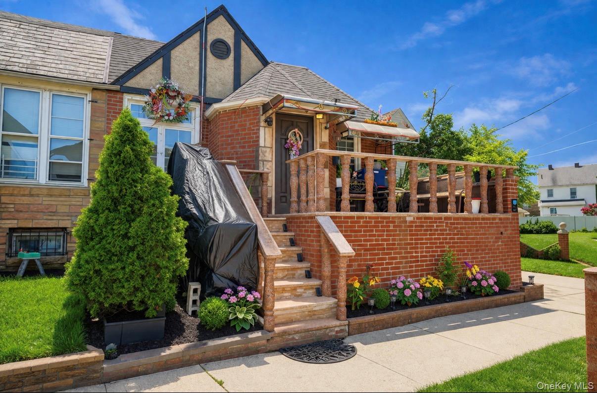 17910 Mathewson Court, Jamaica NY 11434
