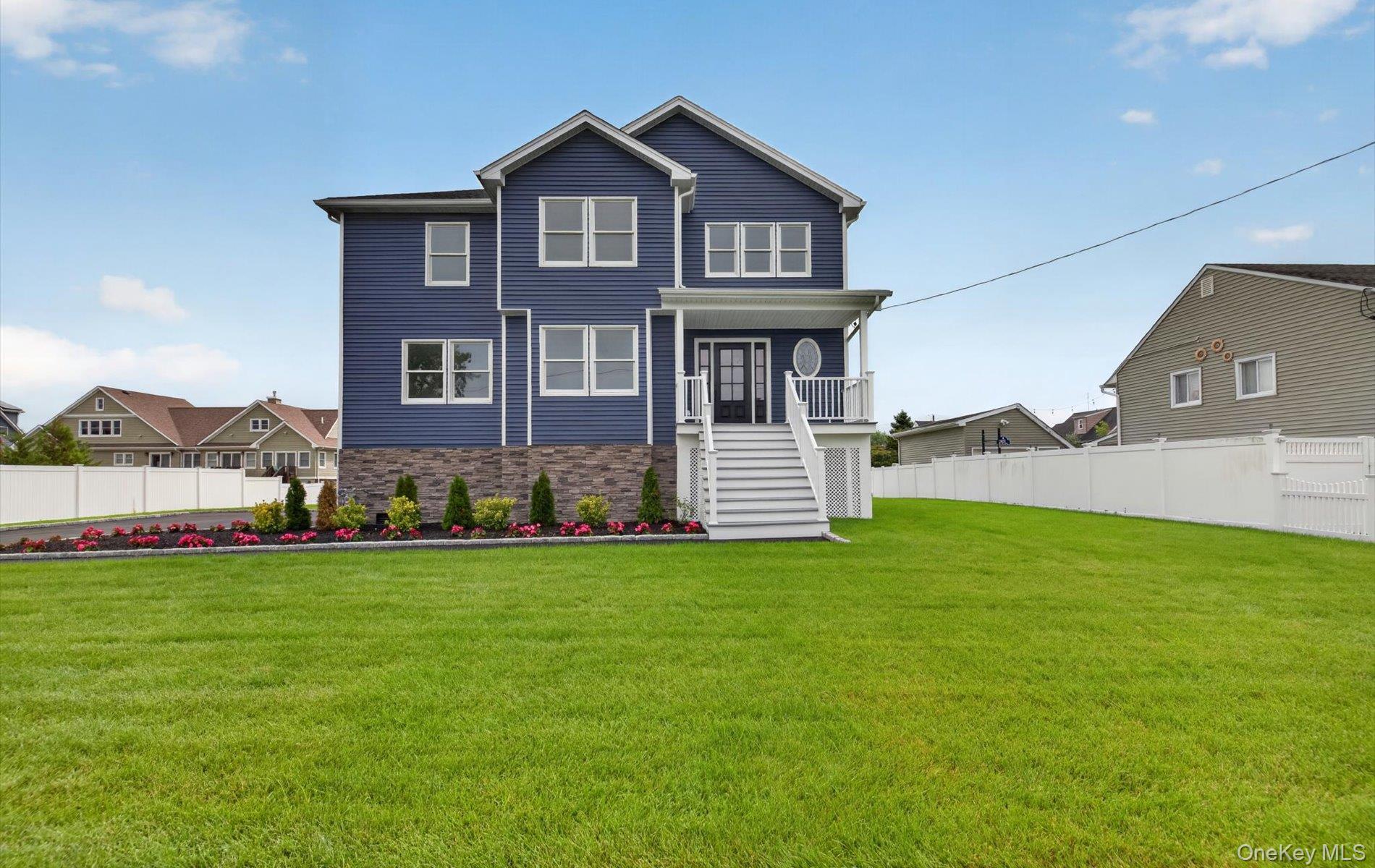 851 W Bay Drive, West Islip NY 11795