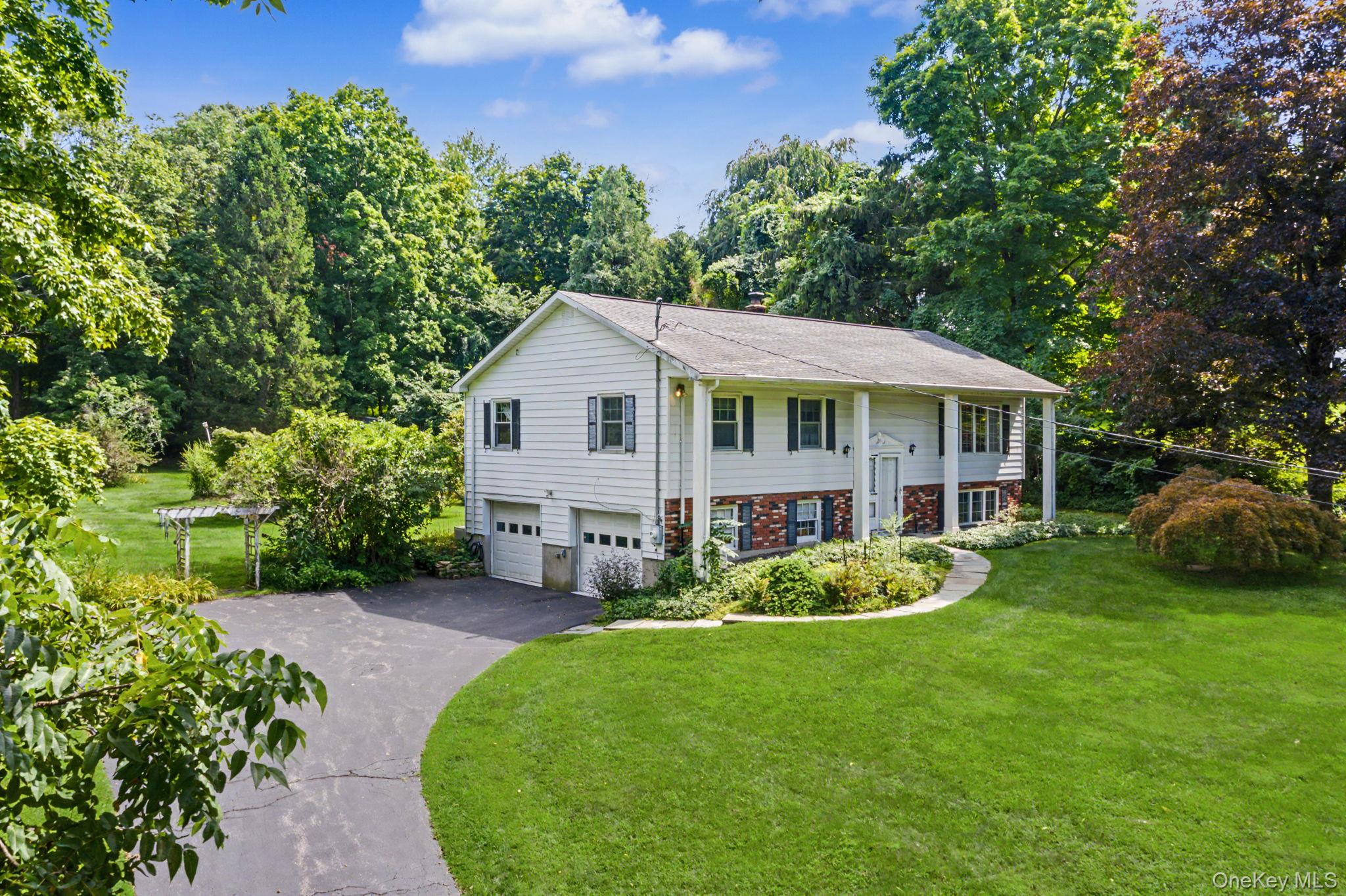 1564 Old Baldwin Road, Yorktown Heights NY 10598