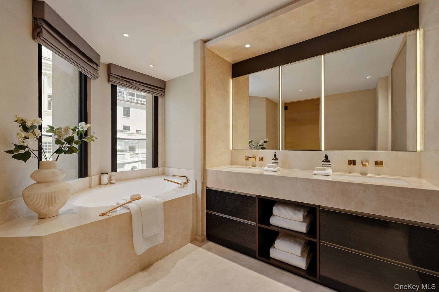 685 5TH Avenue Unit 22B, Manhattan NY 10022