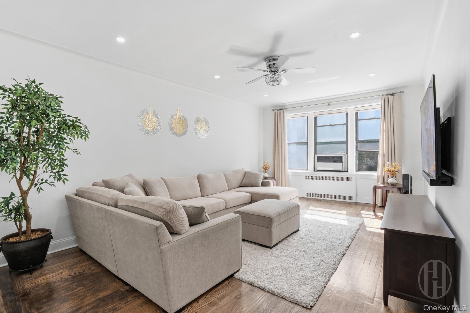 3545 81st Street Unit B5, Jackson Heights NY 11372