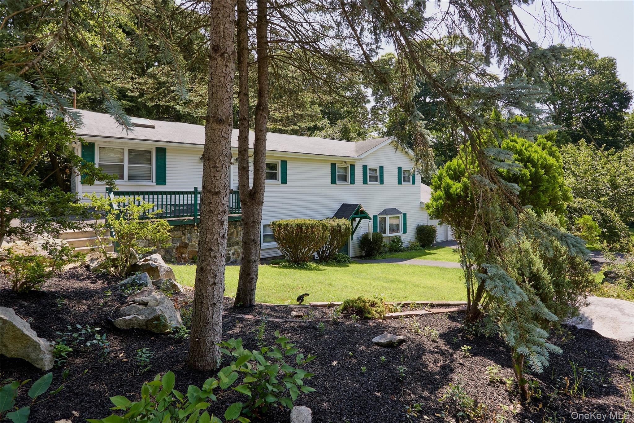 140 Nardin Road, Lake Peekskill NY 10537