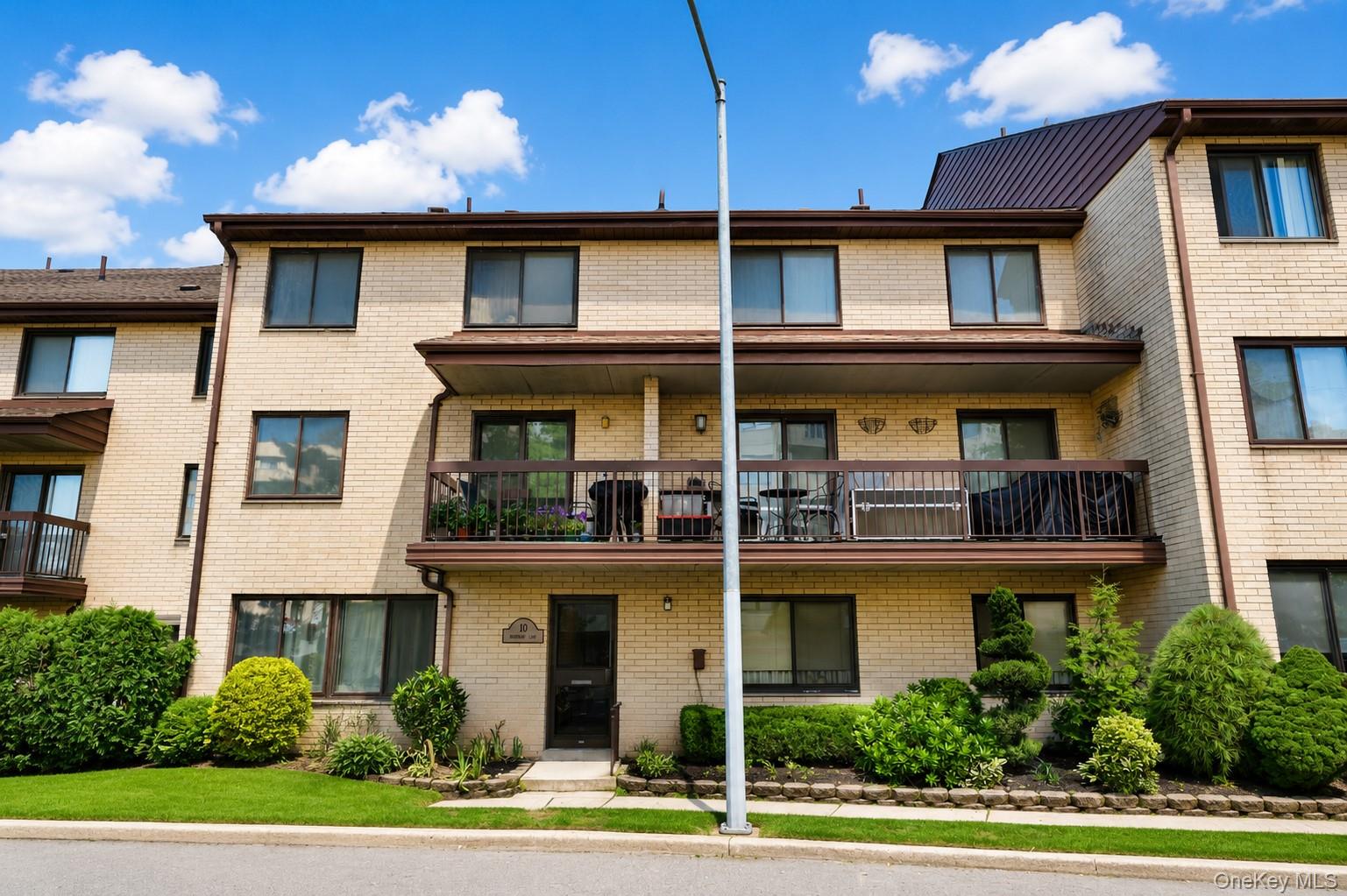 10 Windham Loop Unit 1B, Staten Island NY 10314