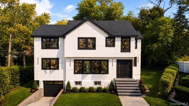 1 Garland Lane, Valley Stream NY 11581