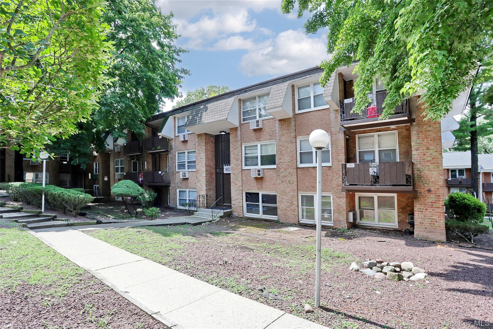 180 Kearsing Parkway Unit B, Monsey NY 10952