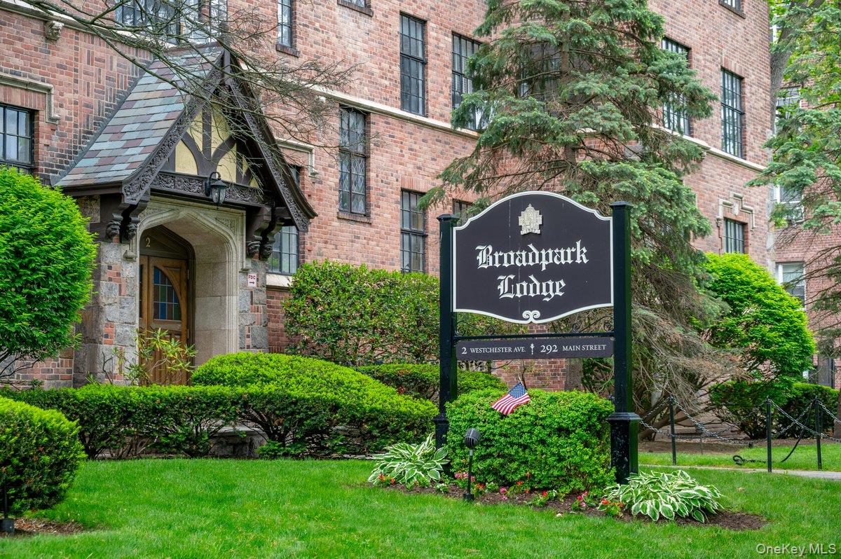 2 Westchester Ave Unit 3K, White Plains NY 10601