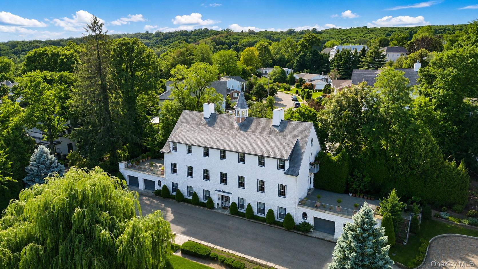 79 Flagg Court, Staten Island NY 10304