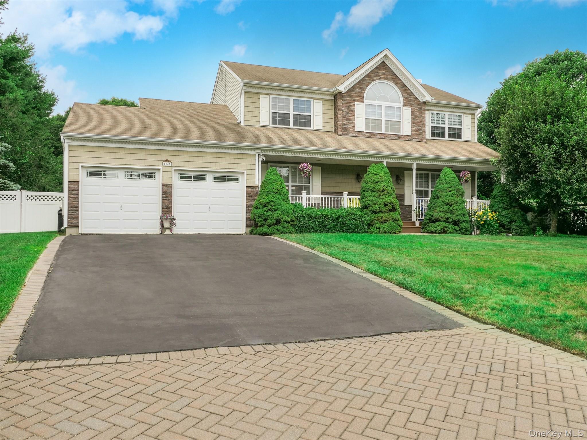 14 Southaven Drive, Brookhaven NY 11719