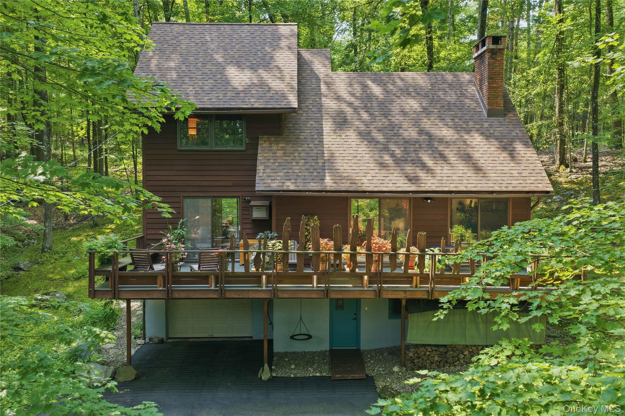 9 Crescent Lane, New Paltz NY 12561