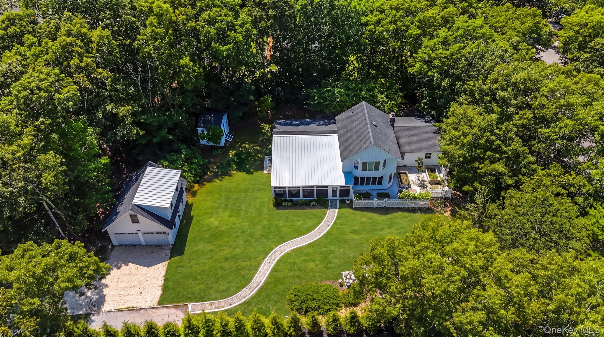36 Breezy Drive, Sag Harbor NY 11963