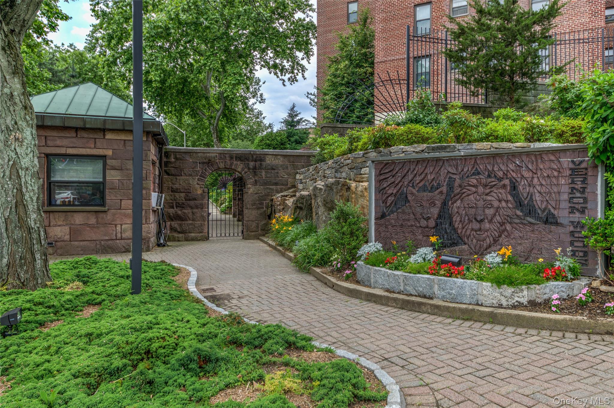 171 Pearsall Drive Unit 6E/6F, Mount Vernon NY 10552