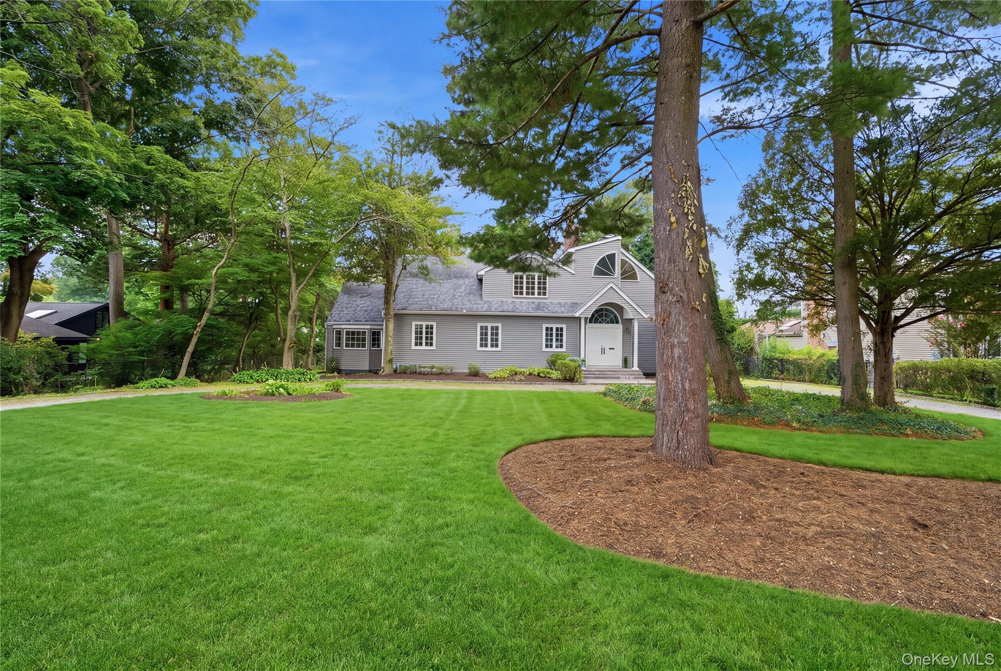 9 Addison Lane, Greenvale NY 11548