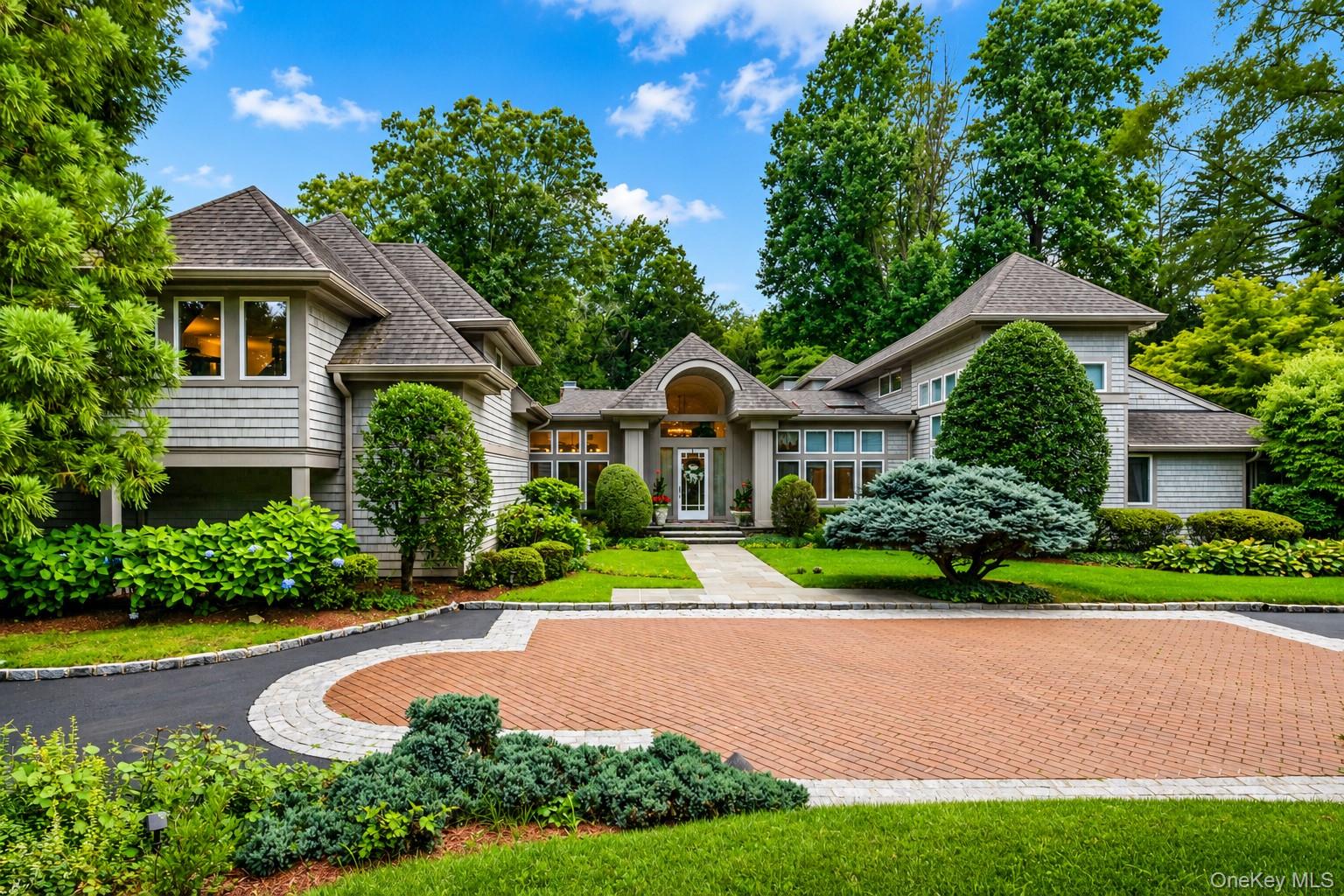24 Winding Lane, Upper Brookville NY 11545