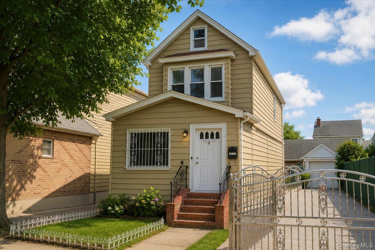 88-32 187th Place, Hollis NY 11423