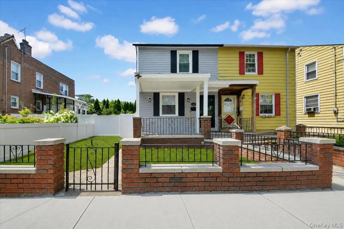 2565 Westervelt Avenue, Bronx NY 10469