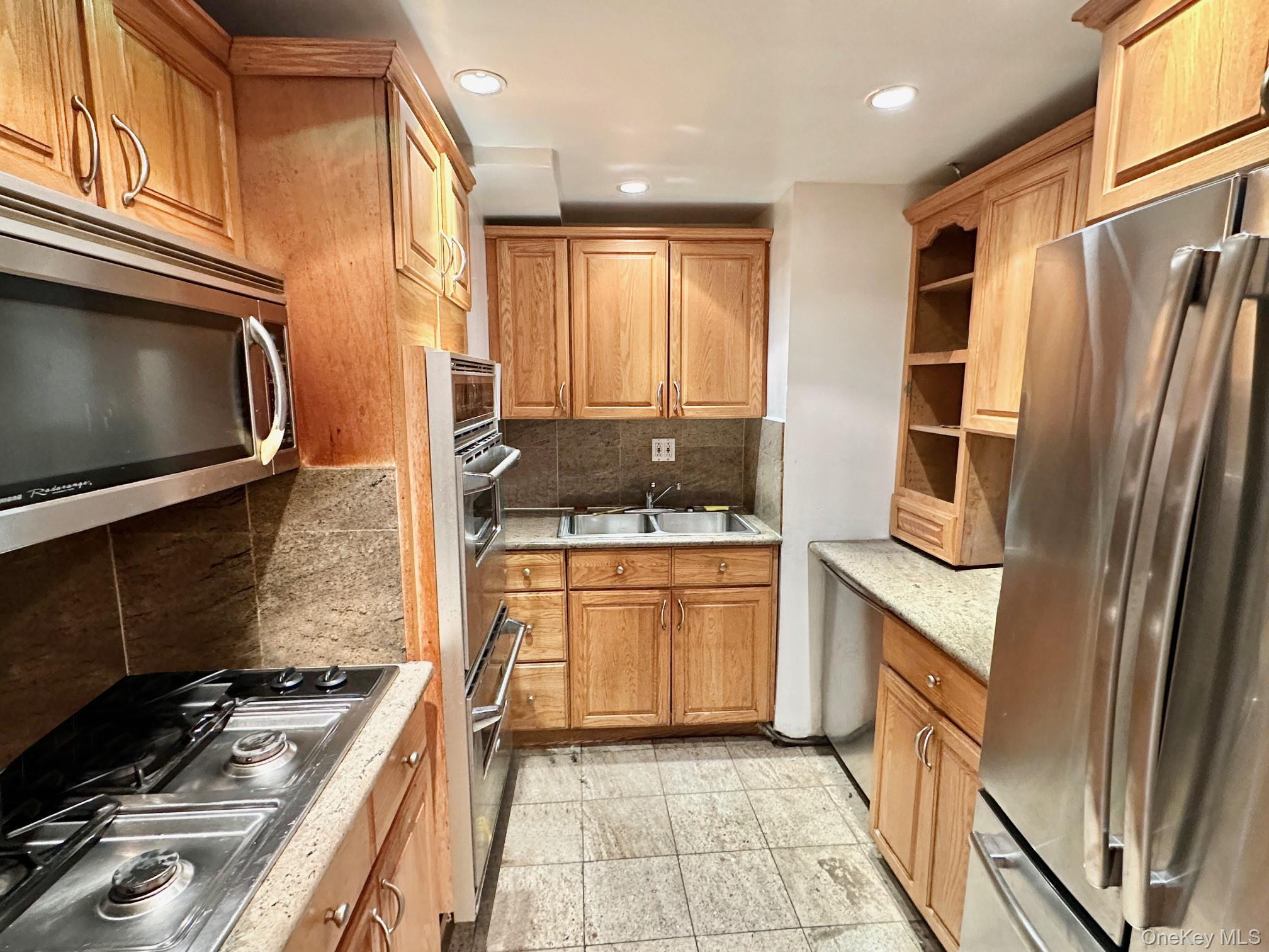 61-20 Grand Central Parkway Unit C102, Forest Hills NY 11375