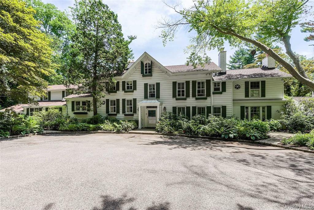 450 Oyster Bay Road, Matinecock NY 11560