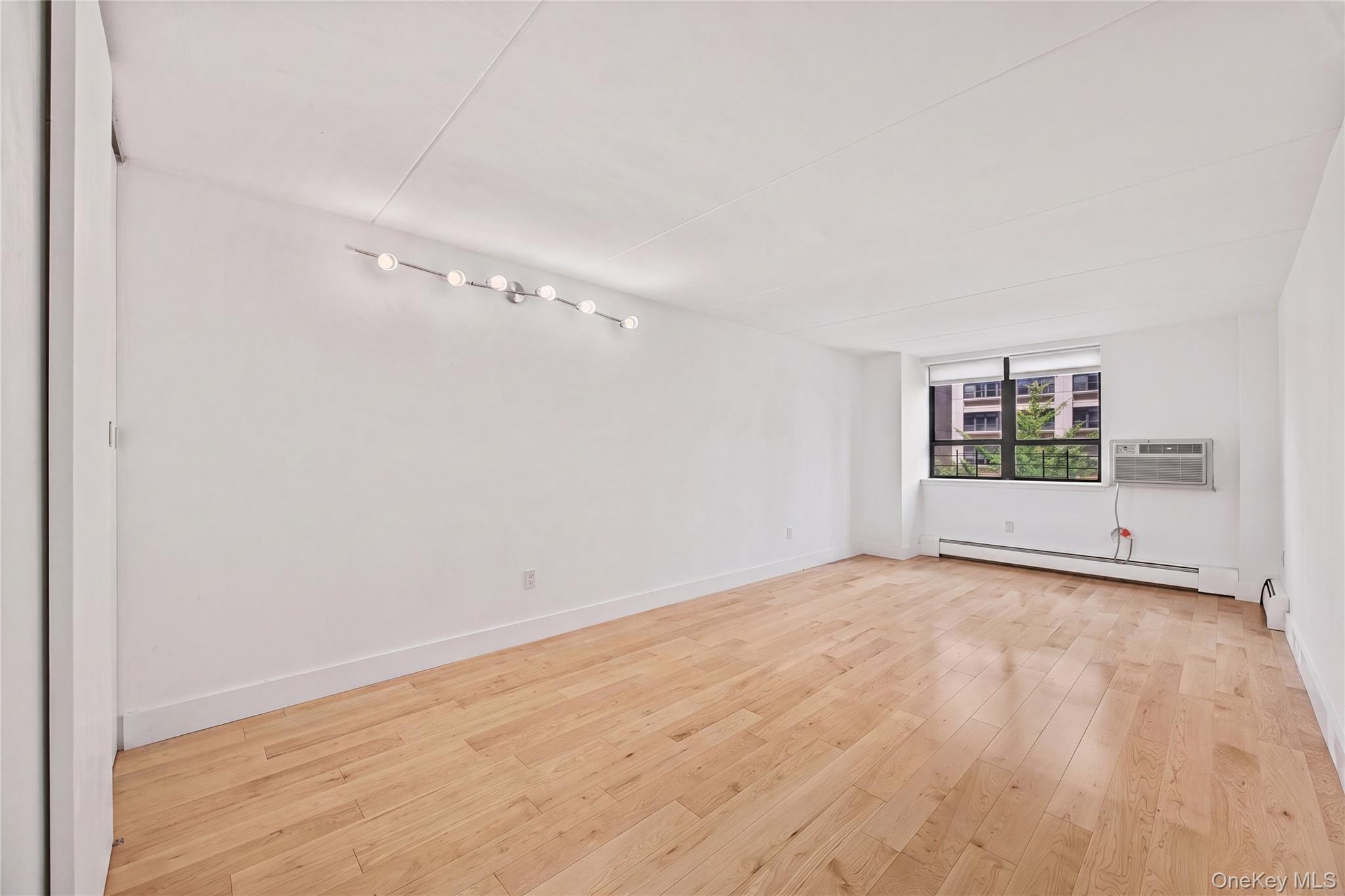 220 Manhattan Avenue Unit 2N, Manhattan NY 10025