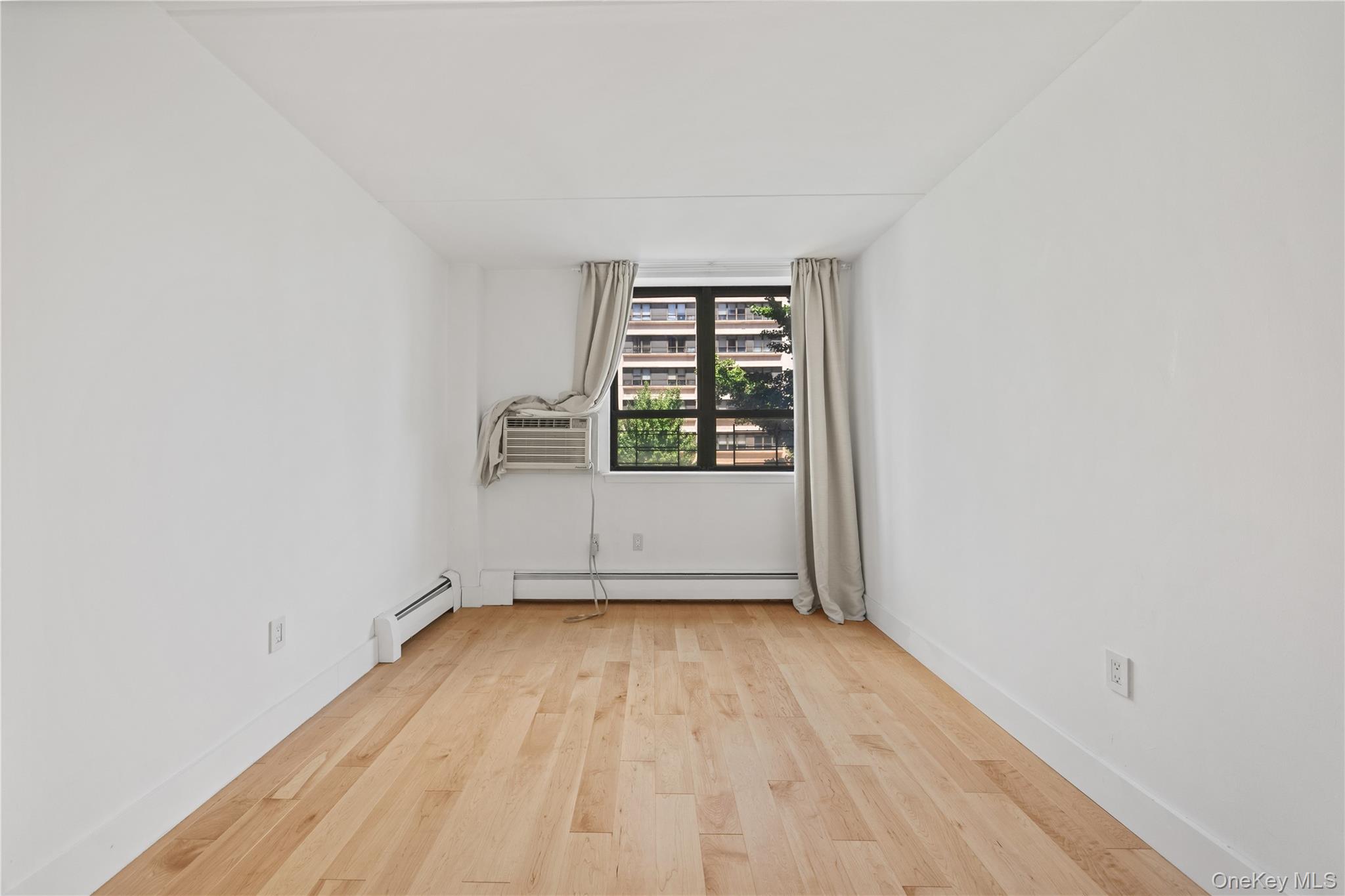 220 Manhattan Avenue Unit 2N, Manhattan NY 10025