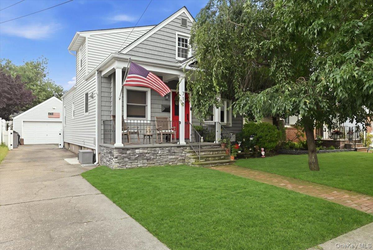 710 Premier Boulevard, New Hyde Park NY 11040