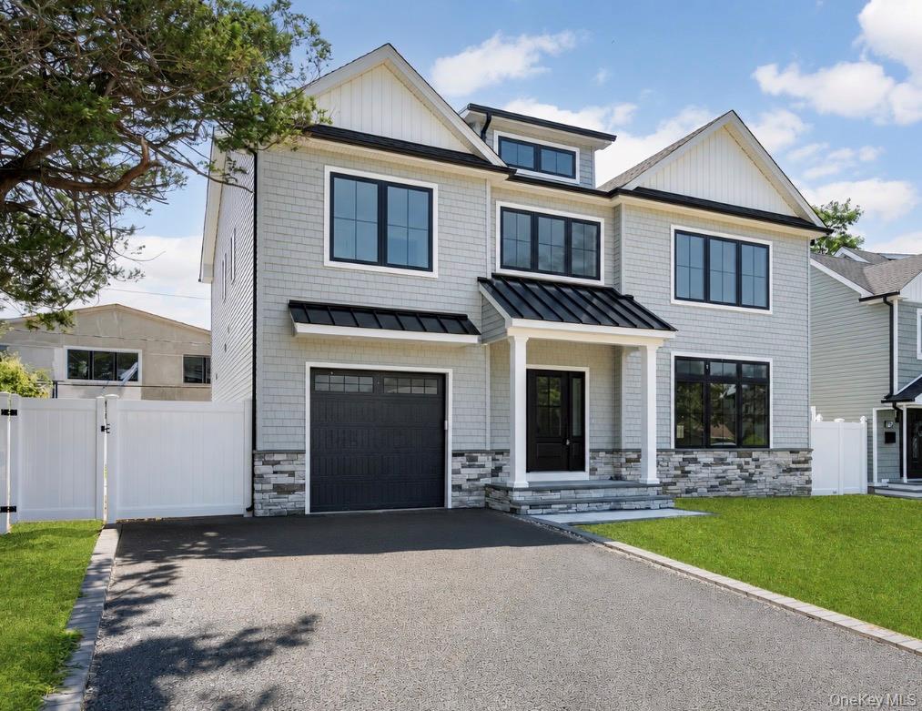 11 Forest Lane, Westbury NY 11590