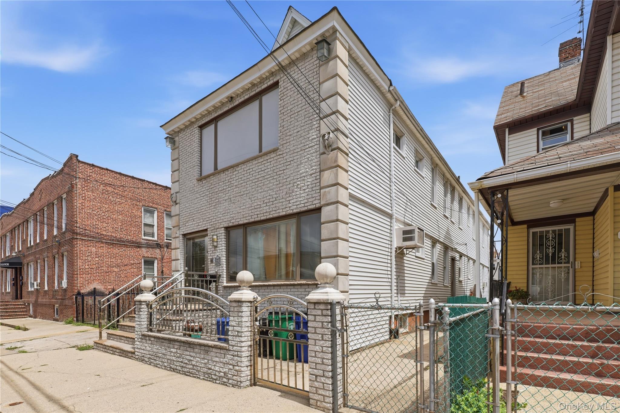 9511 Cresskill Place, Jamaica NY 11435