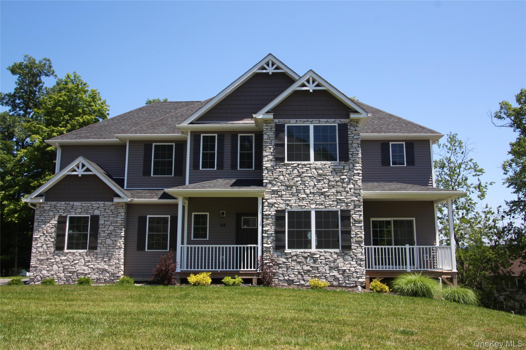 84 Frank Street, New Windsor NY 12553