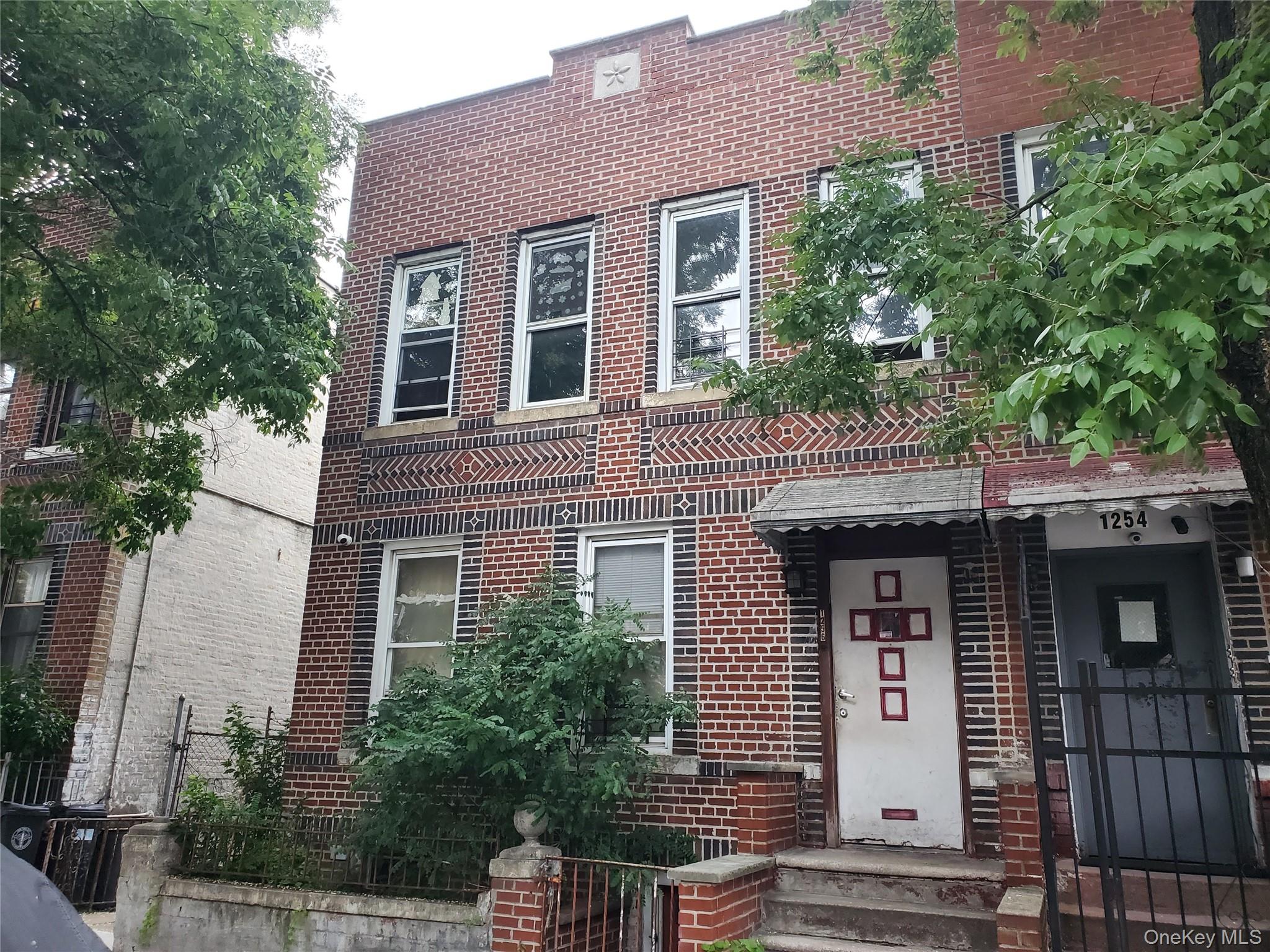 1256 Noble Avenue, Bronx NY 10472