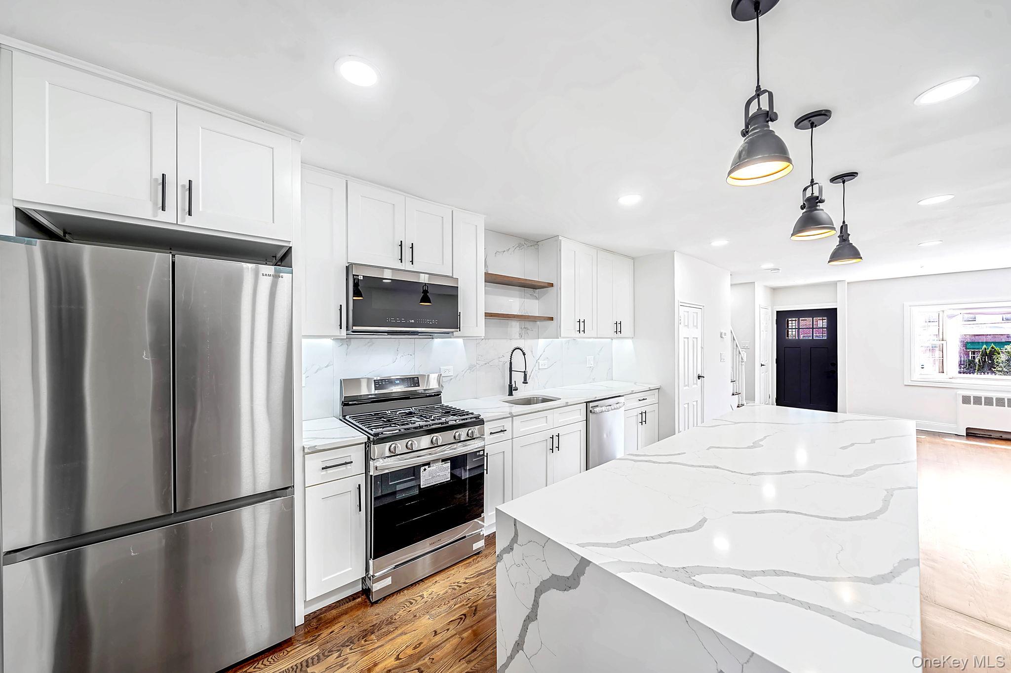 4059 Paulding Avenue, Bronx NY 10466