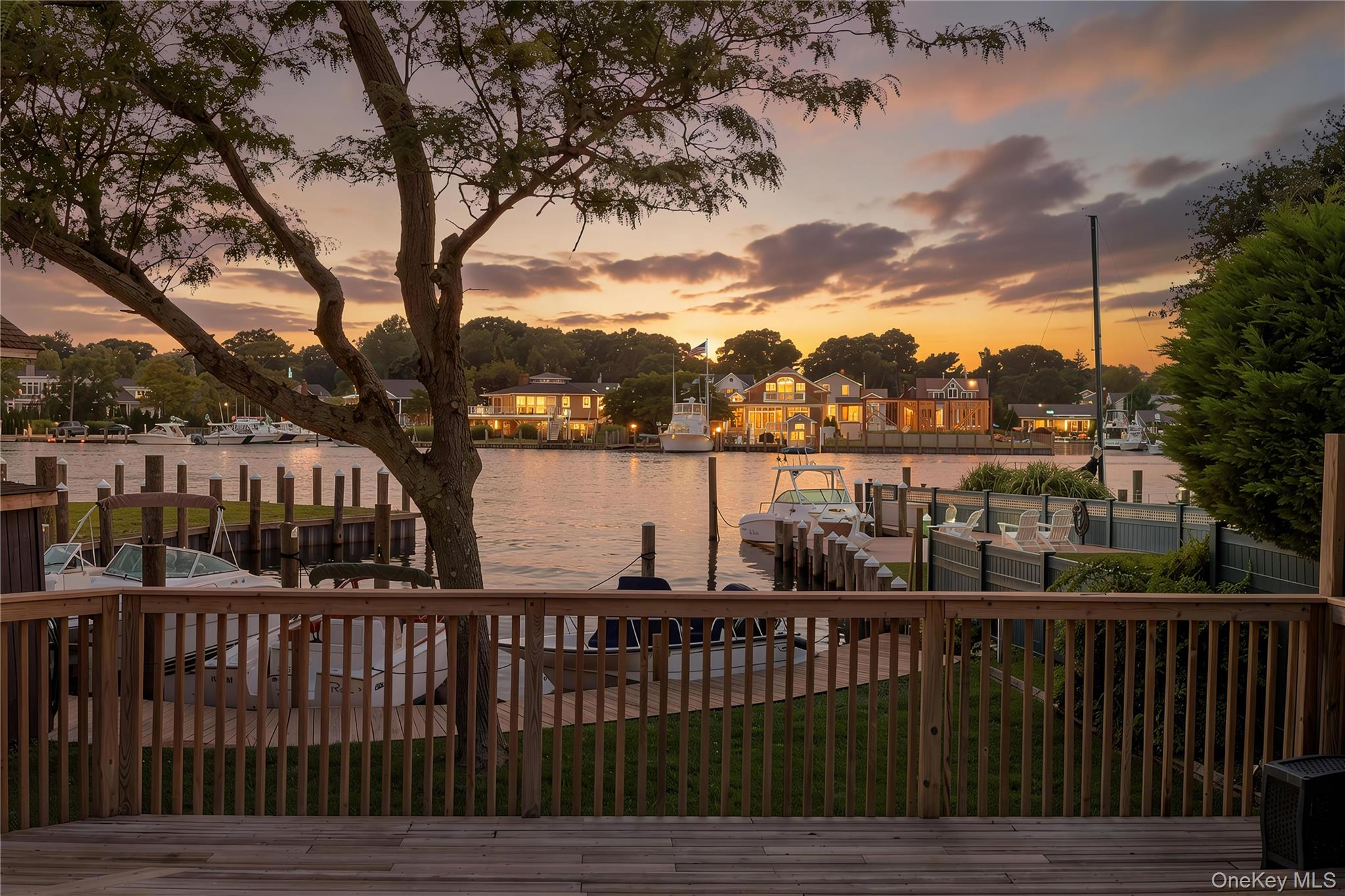 12 Bayview Avenue, Islip NY 11751