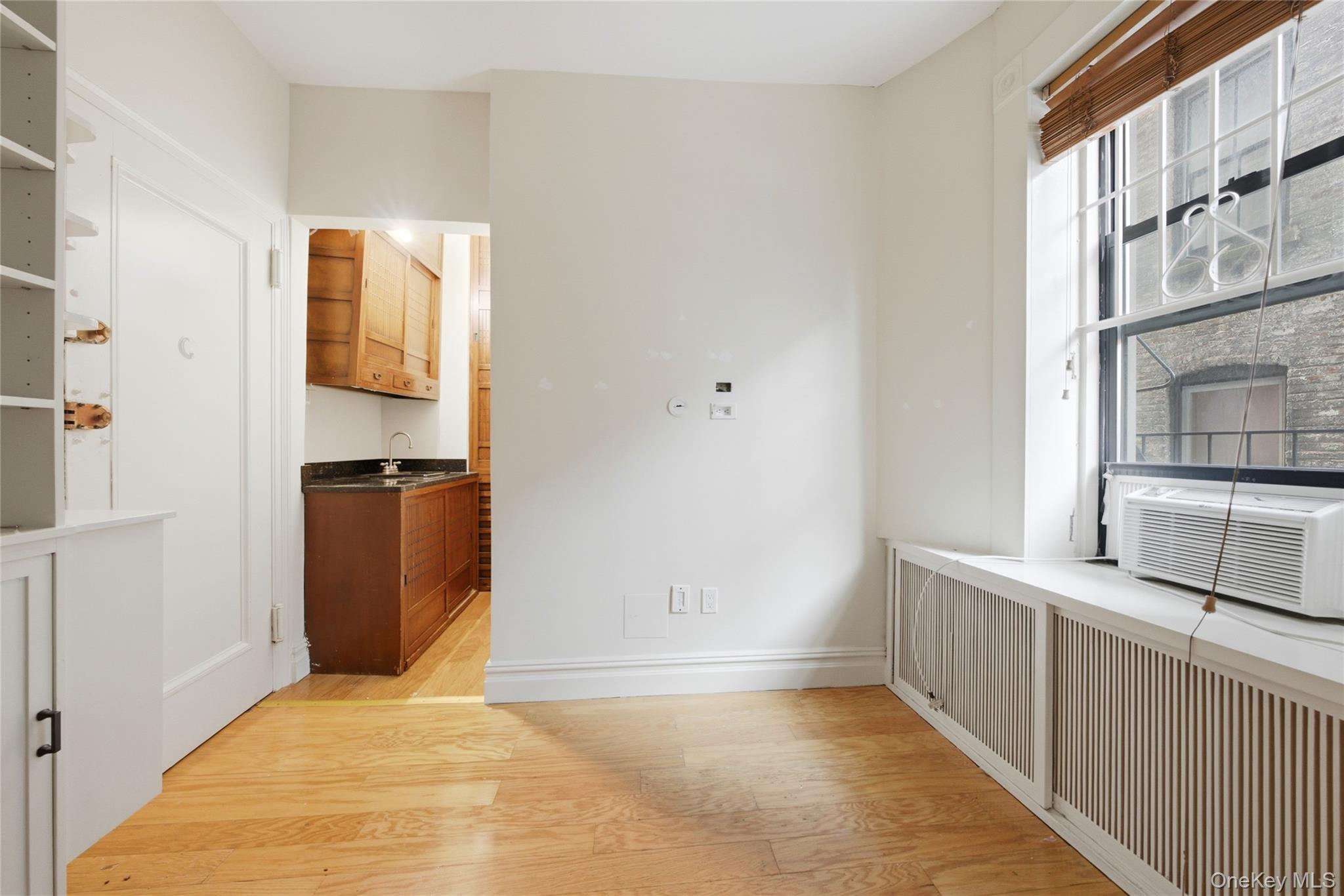 96 Perry Street Unit B5C, Manhattan NY 10014