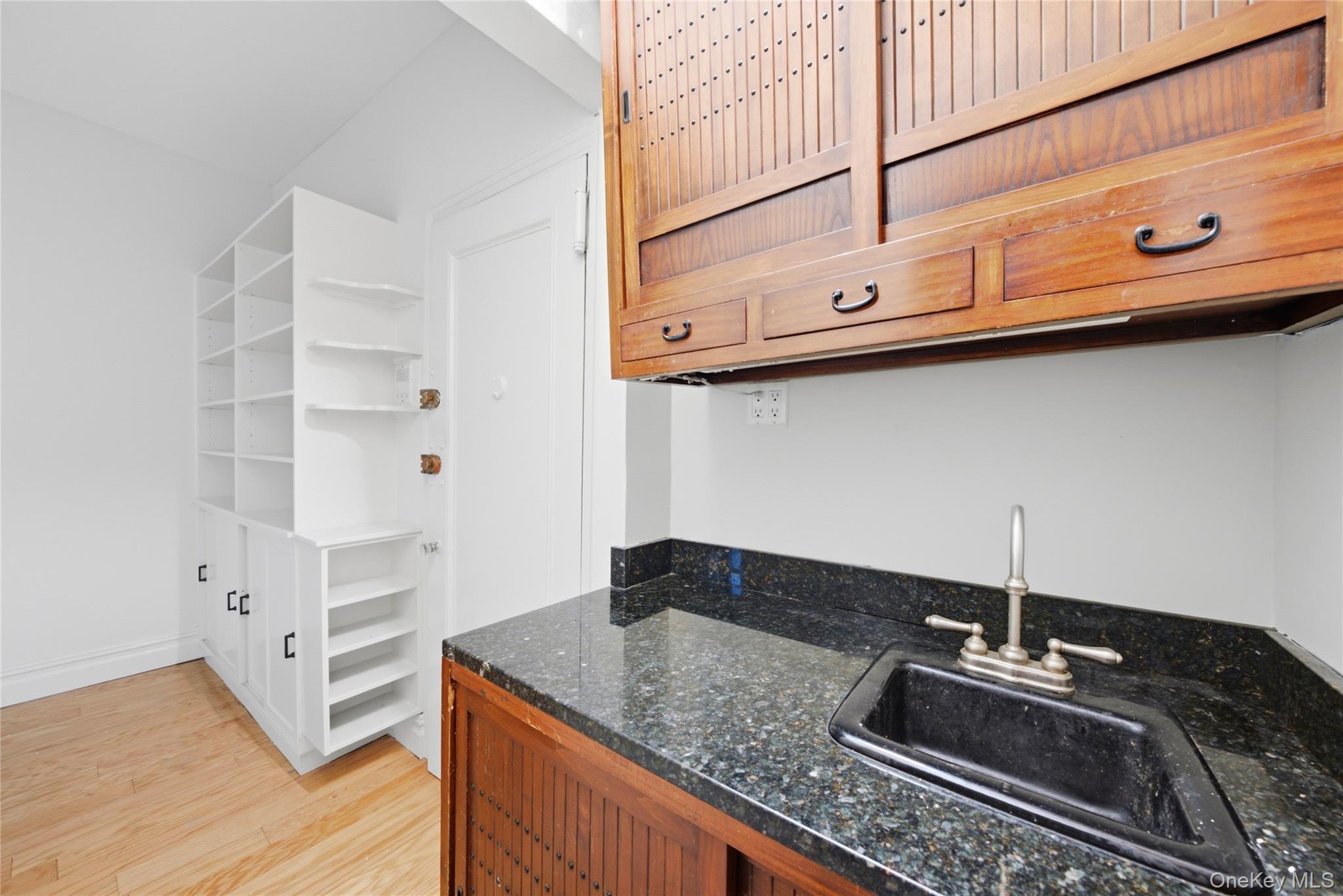 96 Perry Street Unit B5C, Manhattan NY 10014